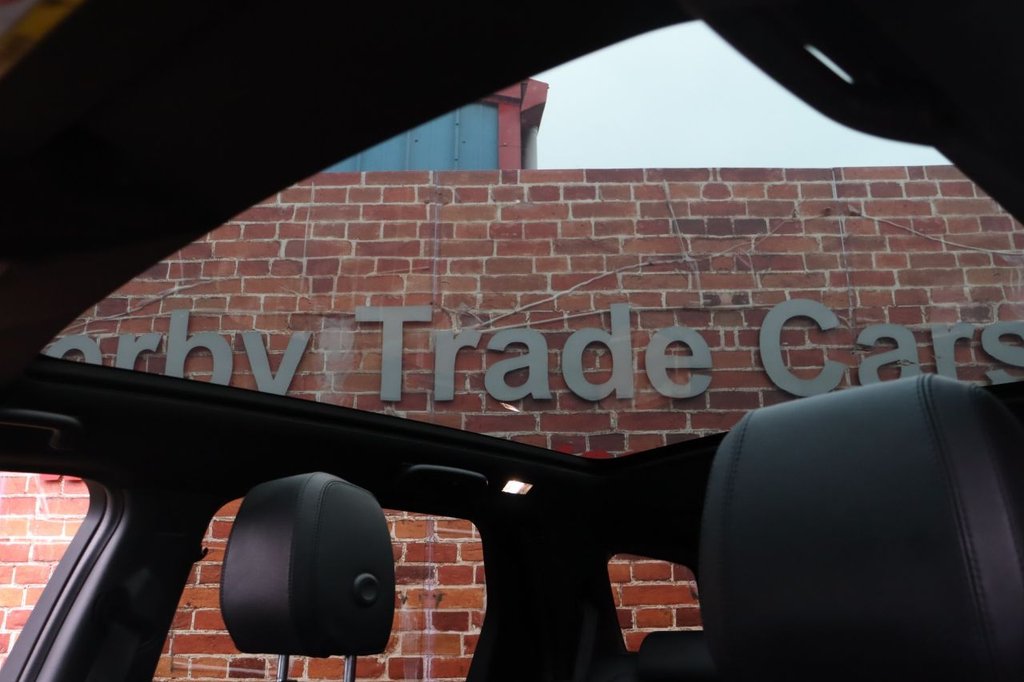 Used Land Rover Discovery Sport 2019 for sale - 76595962: Photo 2