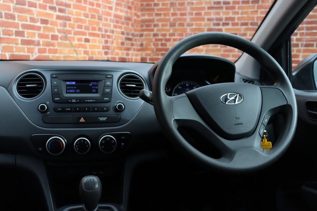 Used Hyundai i10 2017 for sale - 76081164: Photo 15
