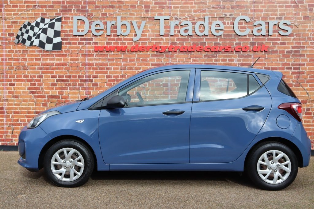 Used Hyundai i10 2017 for sale - 76081164: Photo 2
