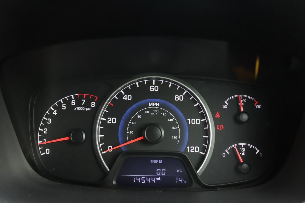Used Hyundai i10 2017 for sale - 76081164: Photo 26
