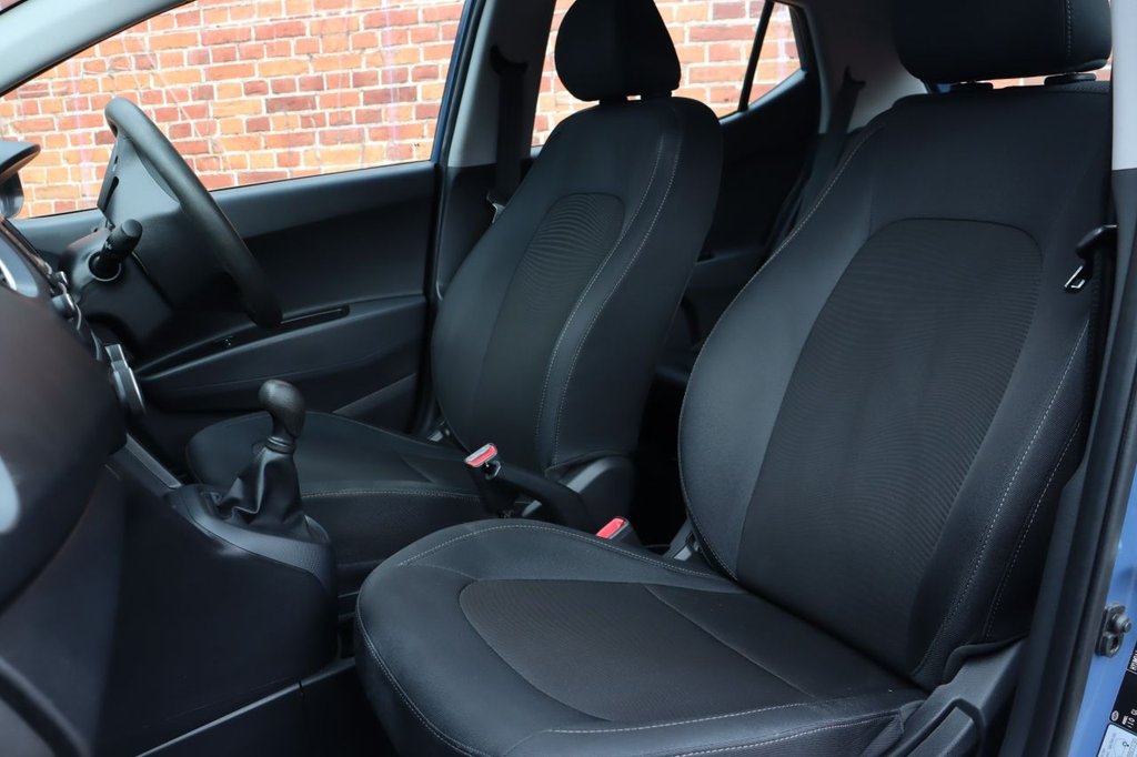 Used Hyundai i10 2017 for sale - 76081164: Photo 4