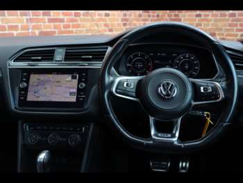 Used Volkswagen Tiguan 2017 for sale - 75410714: Photo