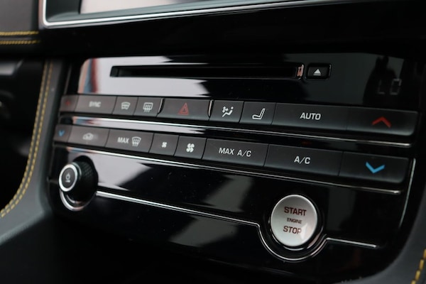 Used Jaguar F-Pace 2020 for sale - 75473511: Photo 13