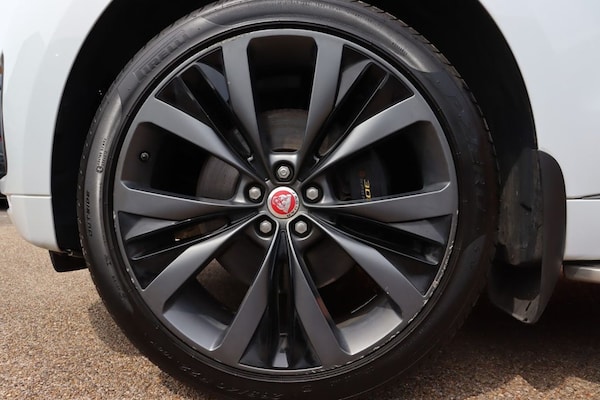 Used Jaguar F-Pace 2020 for sale - 75473511: Photo 27