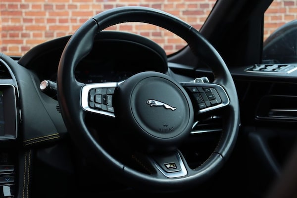Used Jaguar F-Pace 2020 for sale - 75473511: Photo 29
