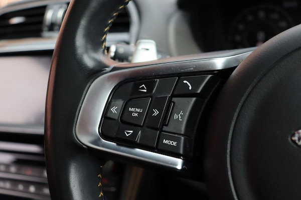 Used Jaguar F-Pace 2020 for sale - 75473511: Photo 31