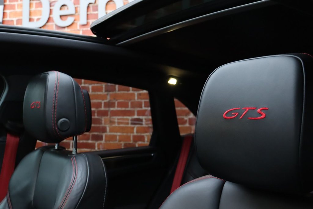 Used Porsche Macan 2017 for sale - 77408629: Photo 9