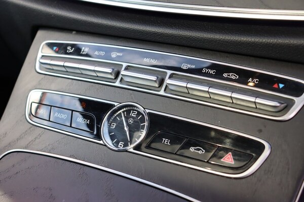 Used Mercedes-Benz E-Class 2018 for sale - 75383944: Photo 25