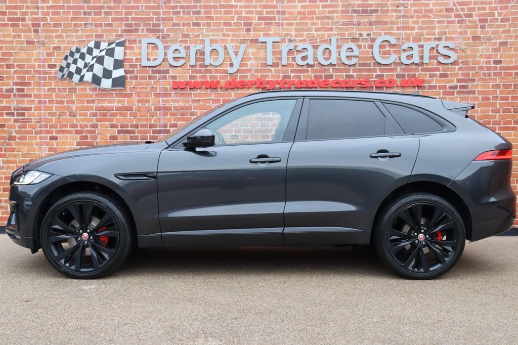 Used Jaguar F-Pace 2018 for sale - 76973192: Photo 4