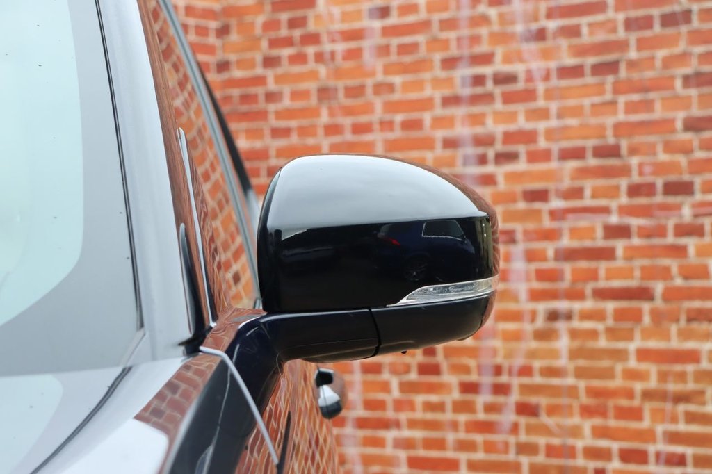 Used Land Rover Discovery 2019 for sale - 76665599: Photo 22