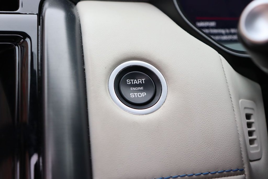 Used Land Rover Discovery 2019 for sale - 76665599: Photo 25