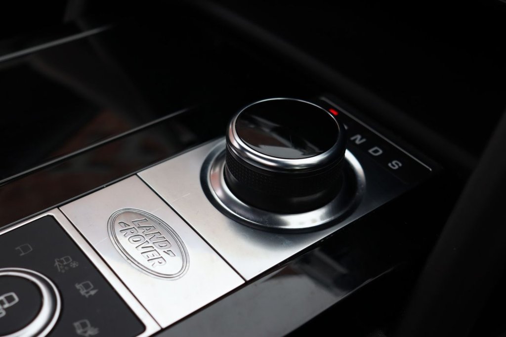 Used Land Rover Discovery 2019 for sale - 76665599: Photo 42