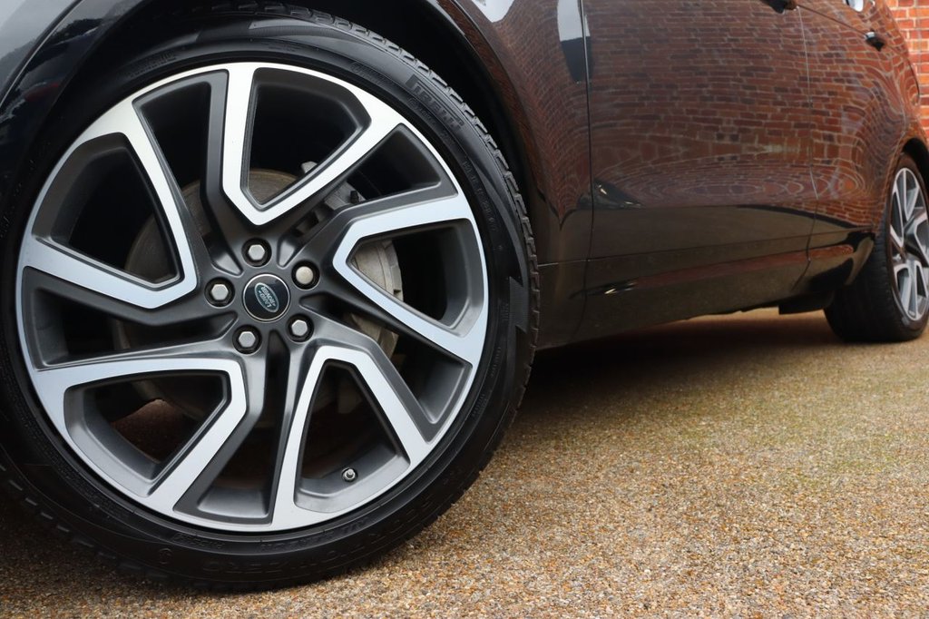 Used Land Rover Discovery 2019 for sale - 76665599: Photo 5