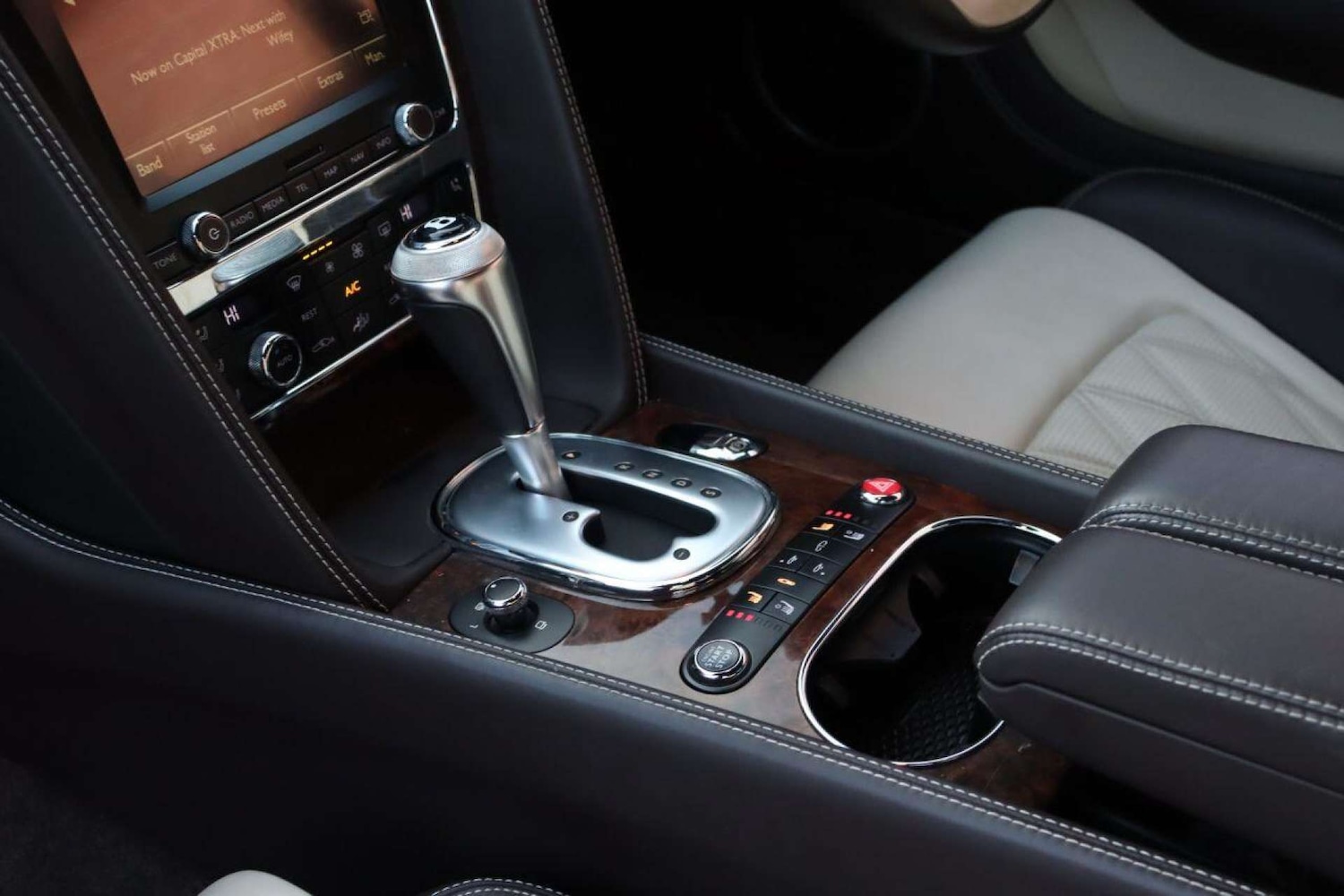 Used Bentley Continental 2014 for sale - 77519278: Photo 17