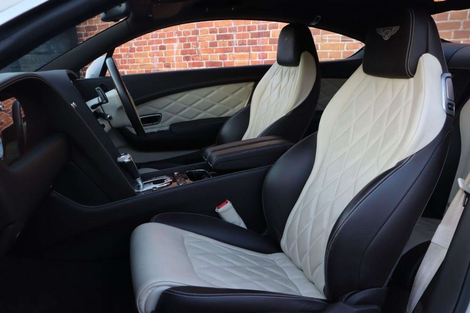 Used Bentley Continental 2014 for sale - 77519278: Photo 2