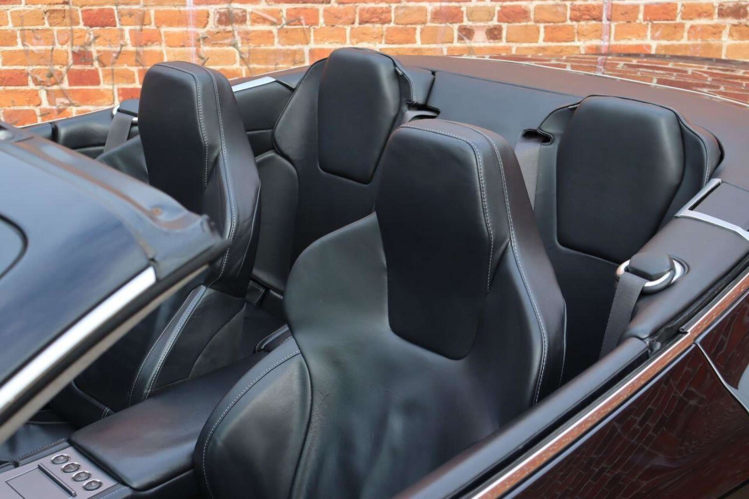 Used Aston Martin DB9 2005 for sale - 77519291: Photo 10