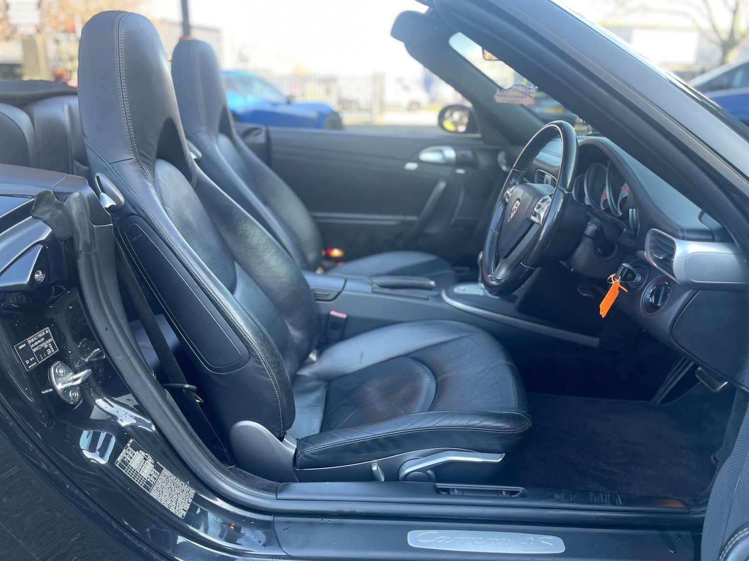 Used Porsche 911 2006 for sale - 77735084: Photo 2