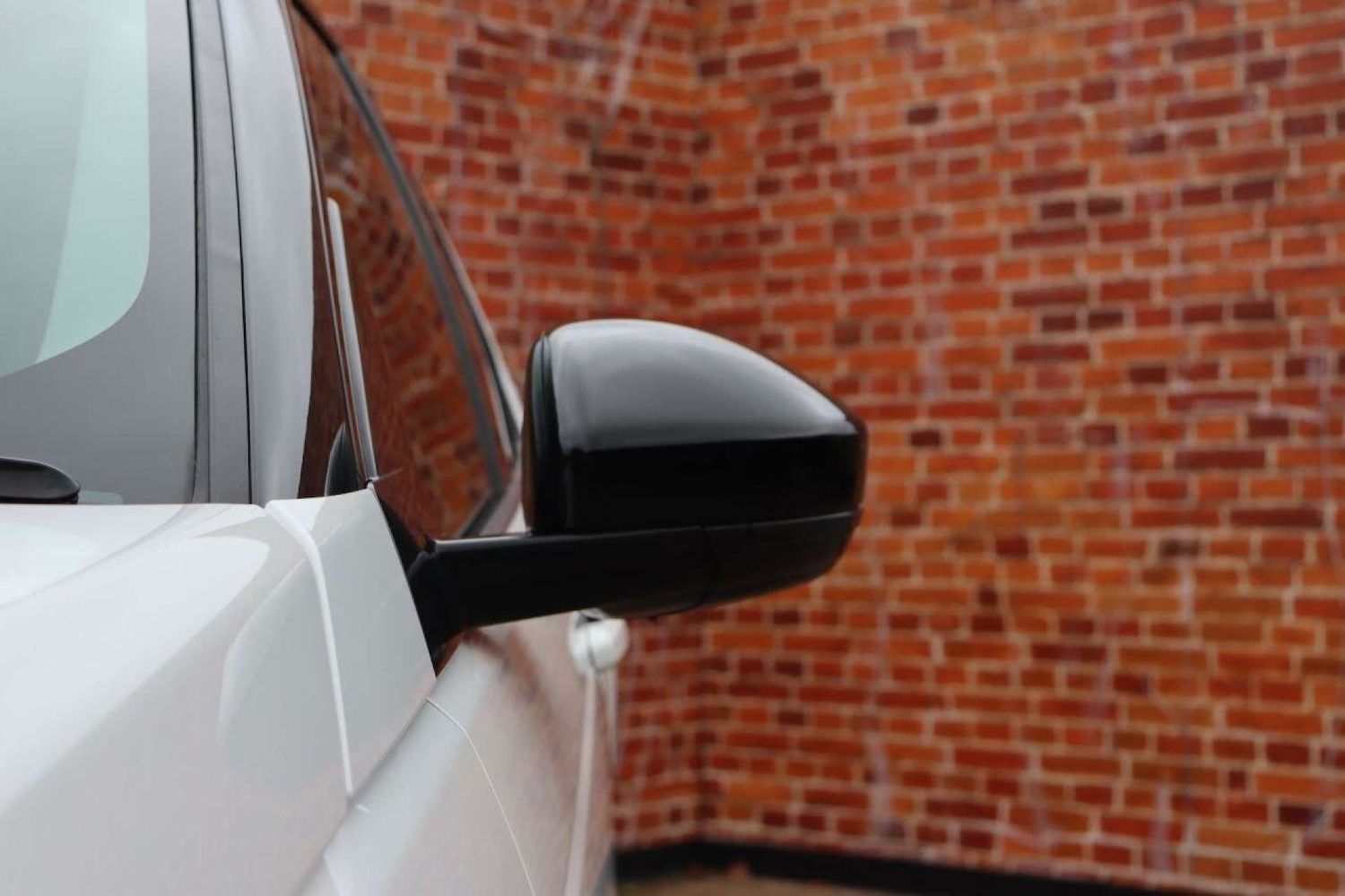 Used Land Rover Discovery Sport 2015 for sale - 77523159: Photo 14