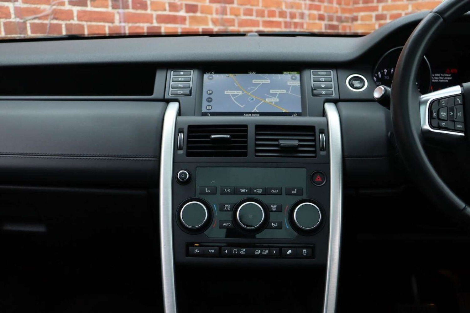 Used Land Rover Discovery Sport 2015 for sale - 77523159: Photo 18