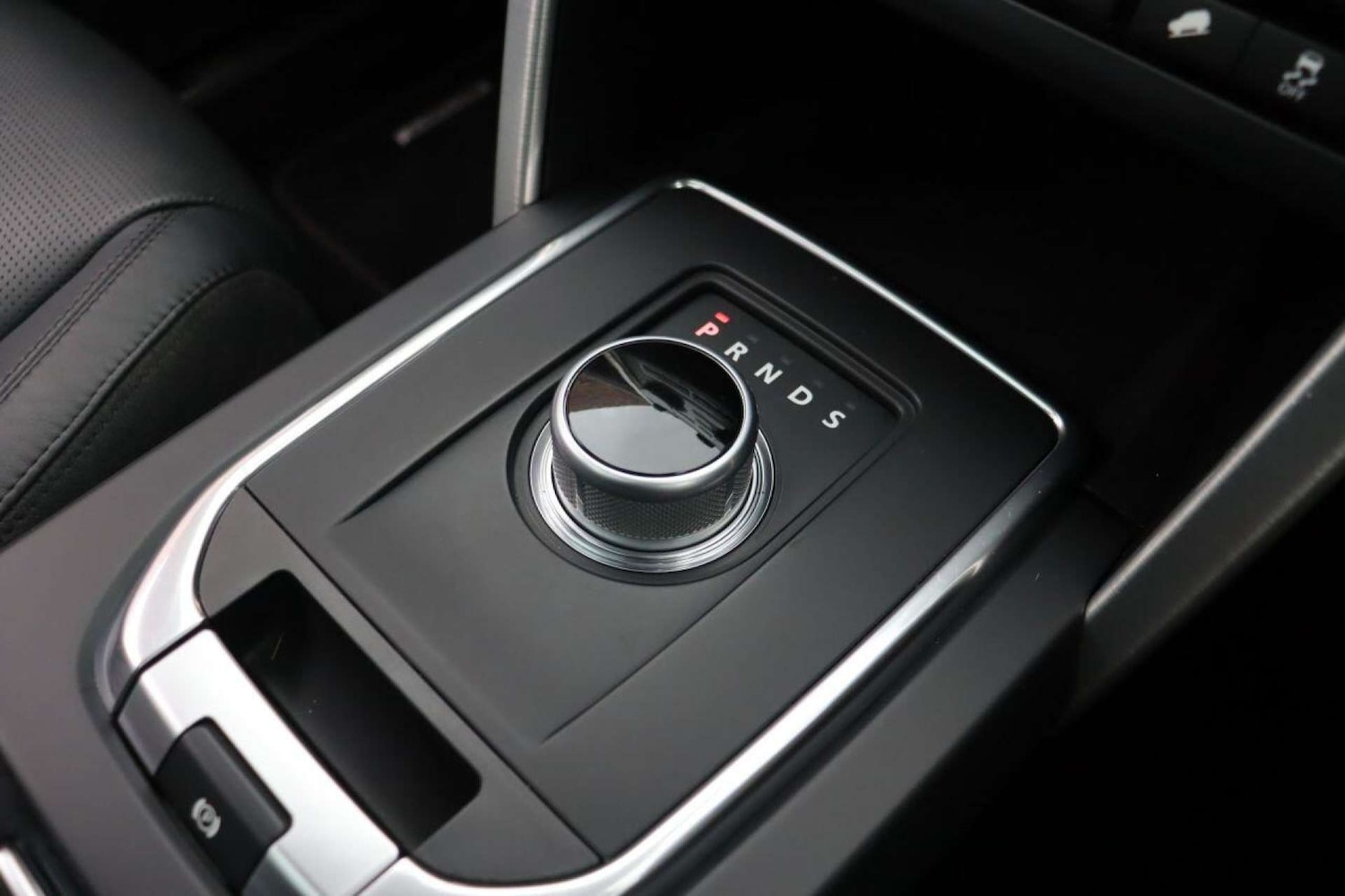 Used Land Rover Discovery Sport 2015 for sale - 77523159: Photo 37