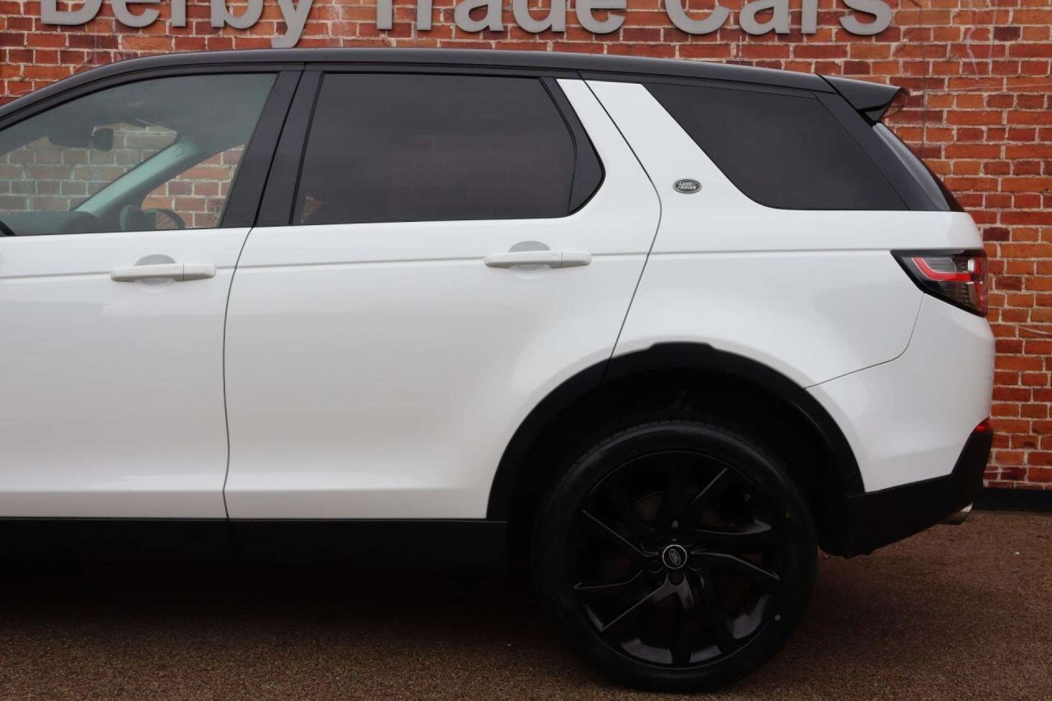 Used Land Rover Discovery Sport 2015 for sale - 77523159: Photo 7