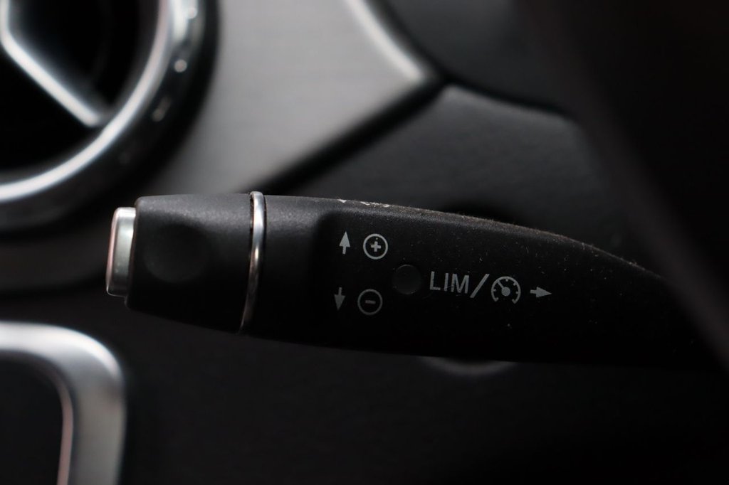 Used Mercedes-Benz GLA 2014 for sale - 76454681: Photo 33