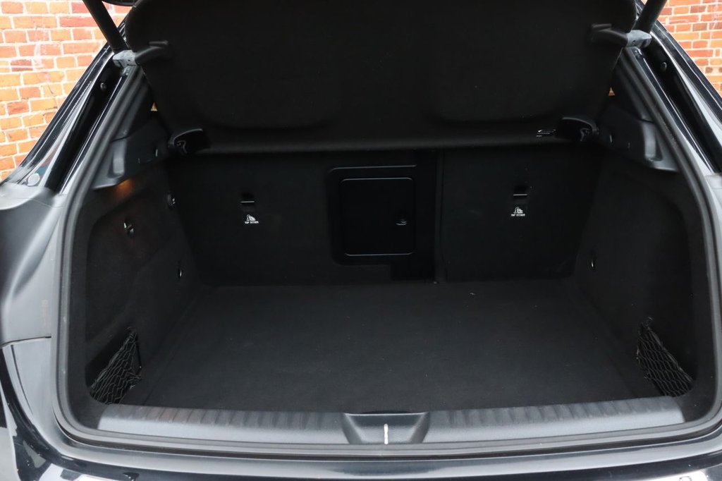 Used Mercedes-Benz GLA 2014 for sale - 76454681: Photo 41