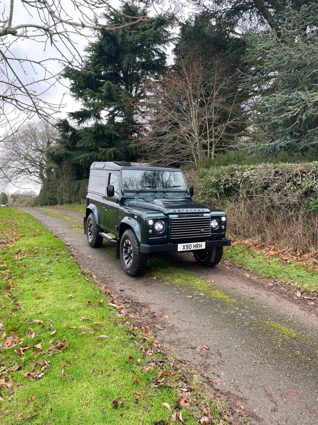 Used Land Rover Defender 2014 for sale - 76496599: Photo 2