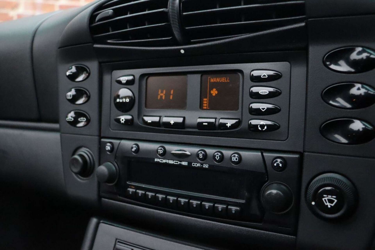 Used Porsche 911 2001 for sale - 77519235: Photo 38