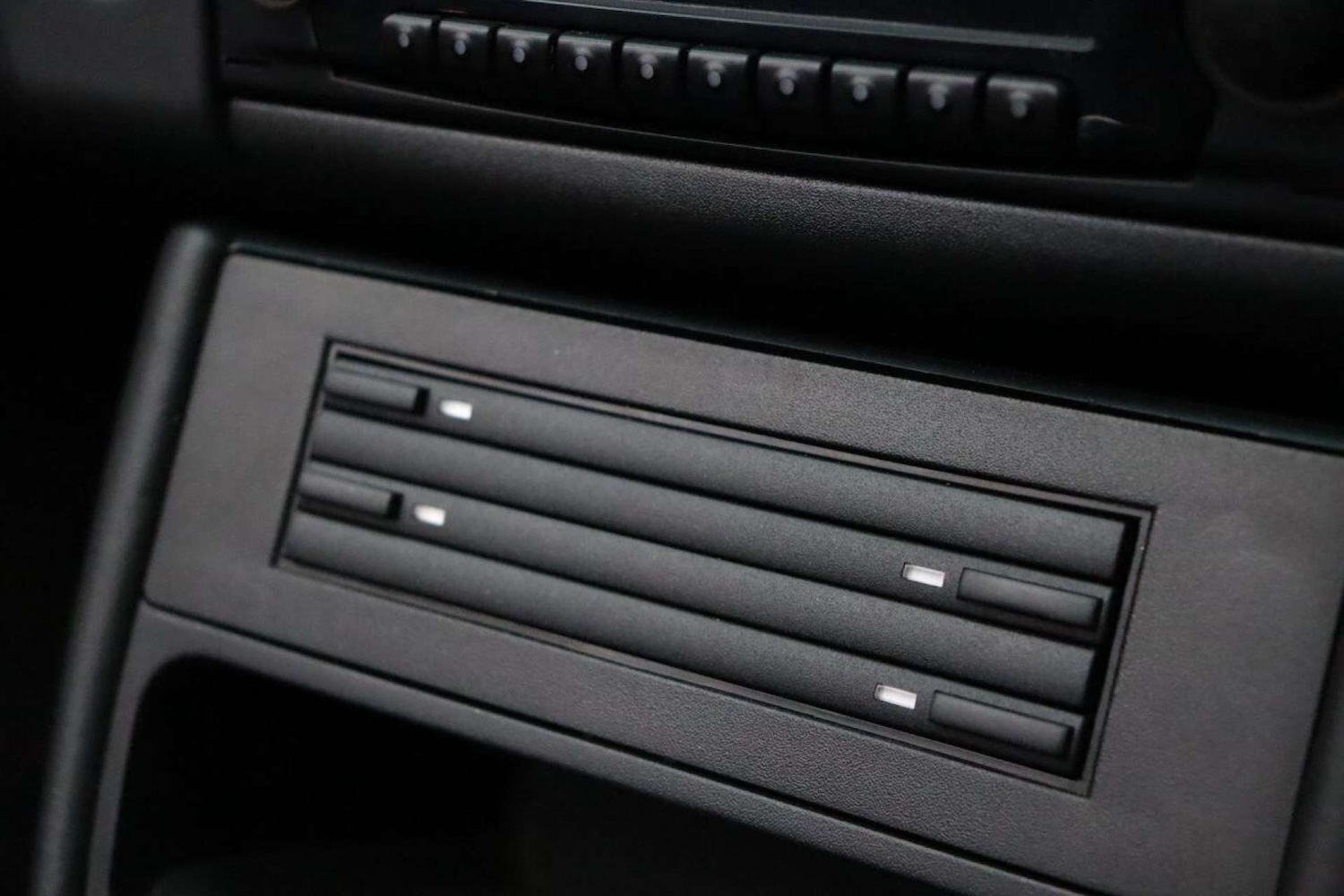 Used Porsche 911 2001 for sale - 77519235: Photo 40