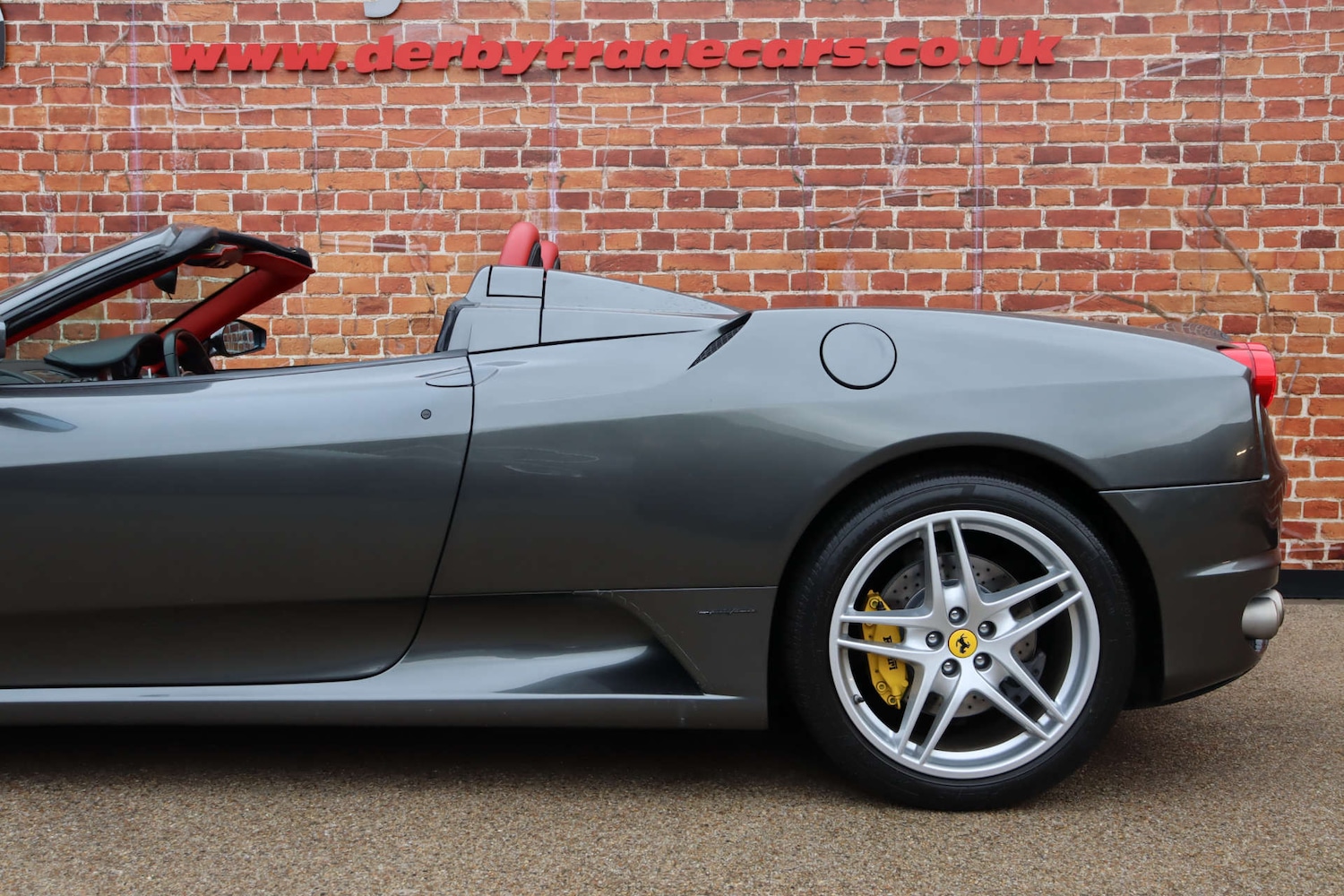 Used Ferrari F430 2005 for sale - 77845585: Photo 8