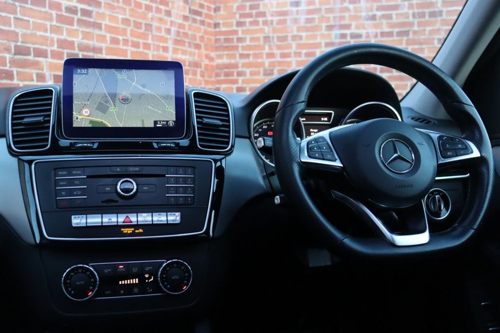 Used Mercedes-Benz GLE 2017 for sale - 76883407: Photo 11