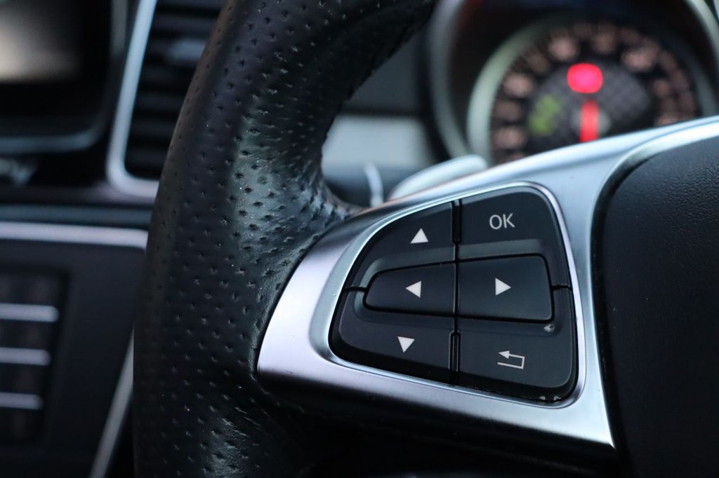 Used Mercedes-Benz GLE 2017 for sale - 76883407: Photo 32