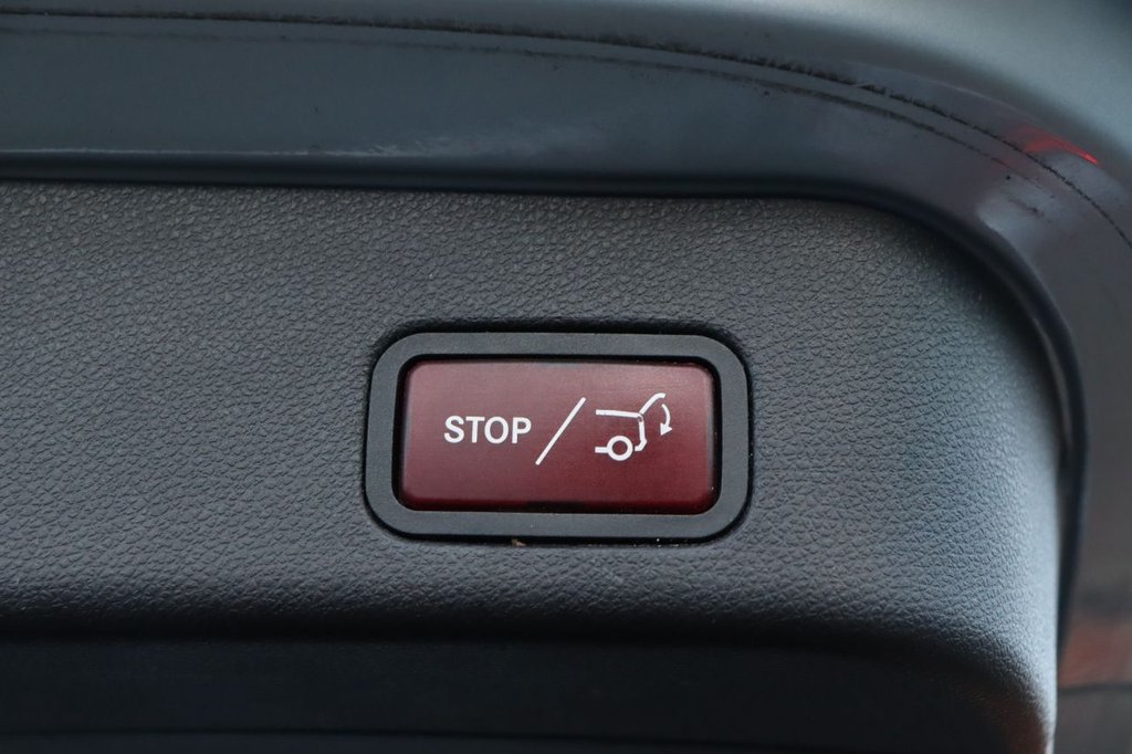 Used Mercedes-Benz GLE 2017 for sale - 76883407: Photo 40