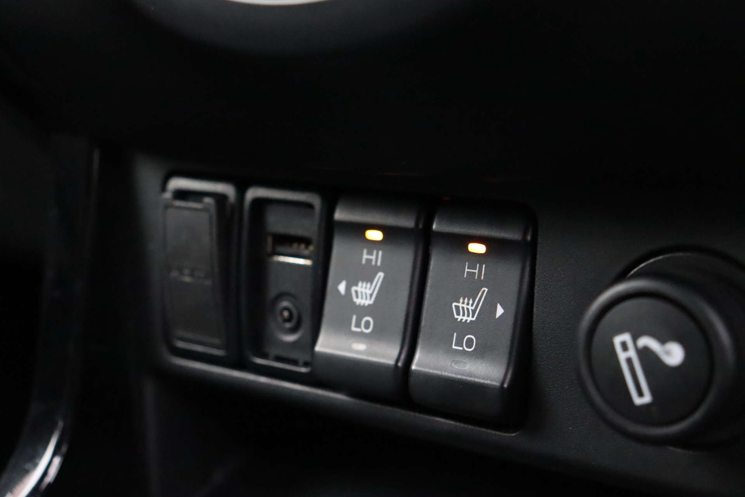 Used Isuzu D-Max 2018 for sale - 77563341: Photo 28