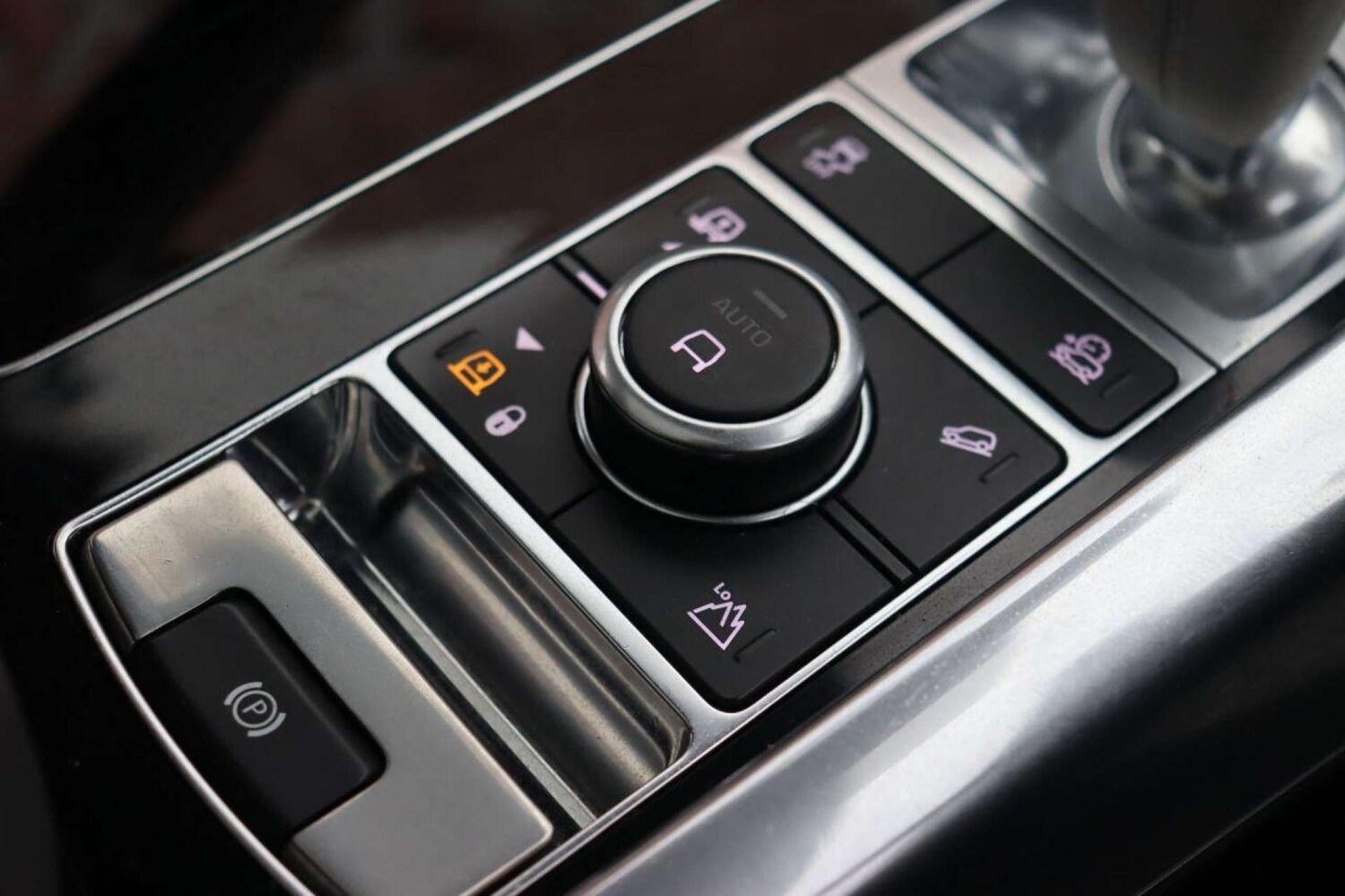 Used Land Rover Range Rover Sport 2018 for sale - 77519260: Photo 38