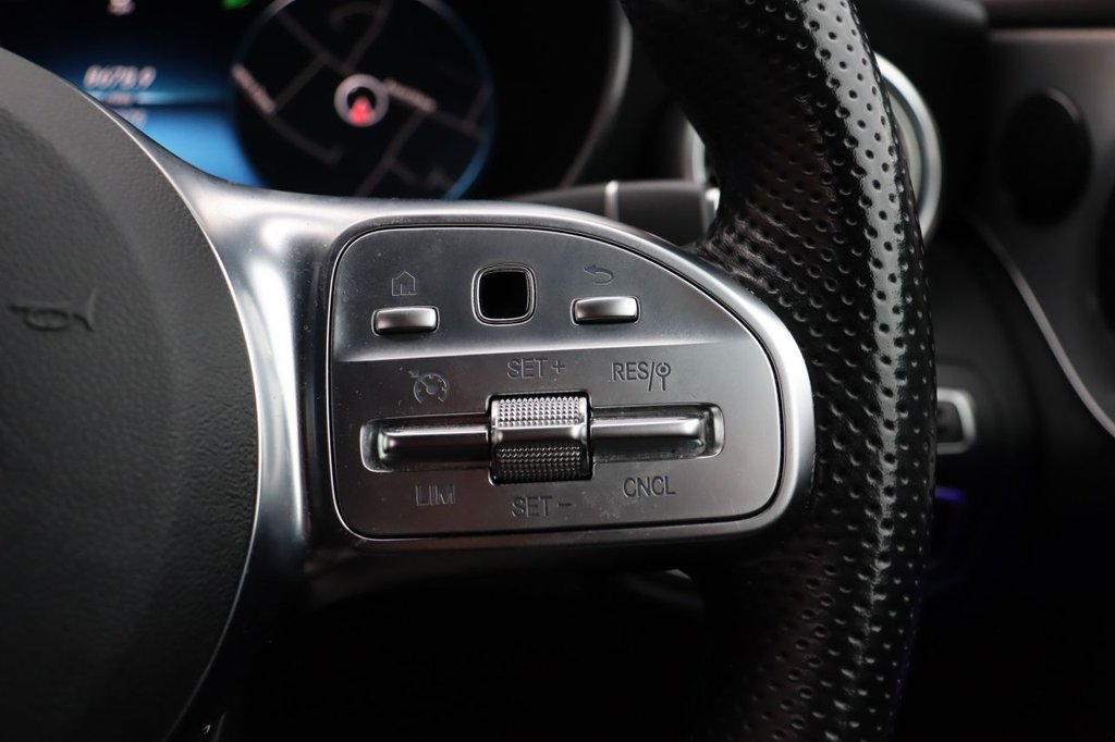 Used Mercedes-Benz C Class 2019 for sale - 76496428: Photo 20