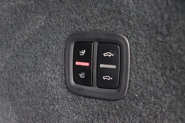 Used Porsche Cayenne 2018 for sale - 75062108: Photo 39