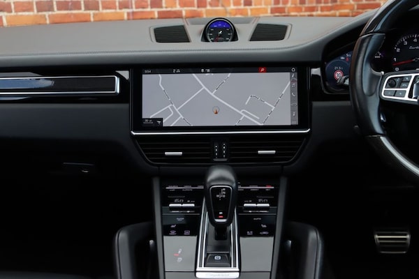 Used Porsche Cayenne 2018 for sale - 75062108: Photo 43
