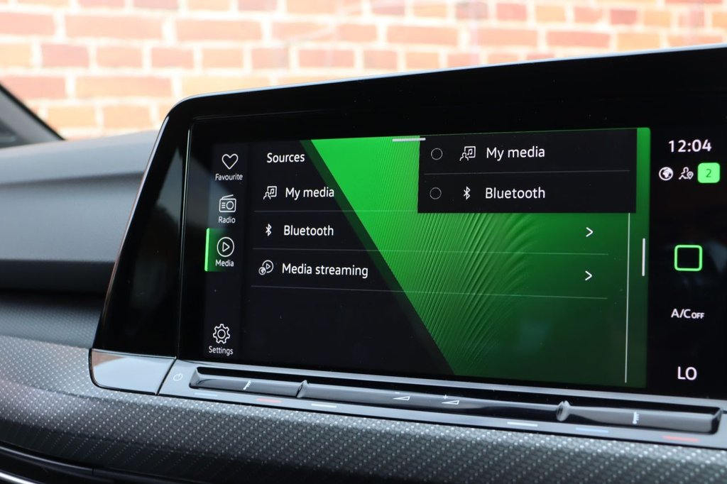 Used Volkswagen Golf 2020 for sale - 74528809: Photo 40