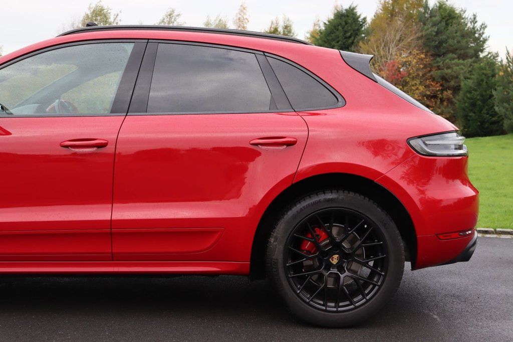 Used Porsche Macan 2021 for sale - 76223983: Photo 16