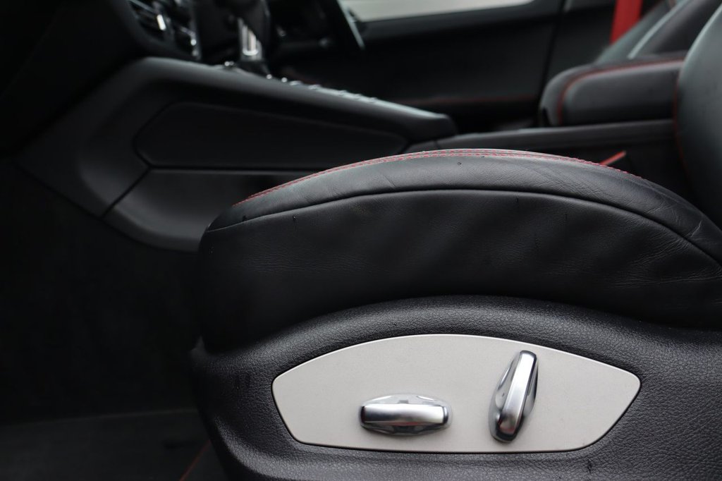 Used Porsche Macan 2021 for sale - 76223983: Photo 29