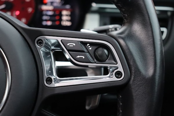 Used Porsche Macan 2021 for sale - 76223983: Photo 33