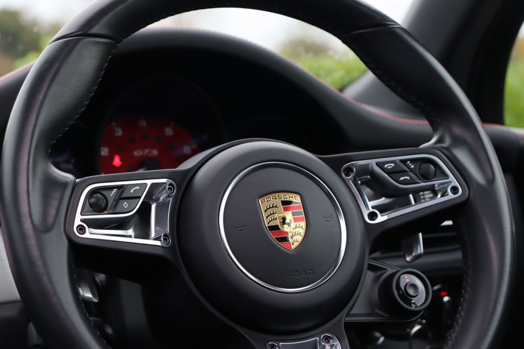 Used Porsche Macan 2021 for sale - 76223983: Photo 34