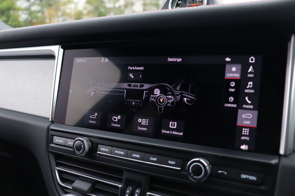 Used Porsche Macan 2021 for sale - 76223983: Photo 45