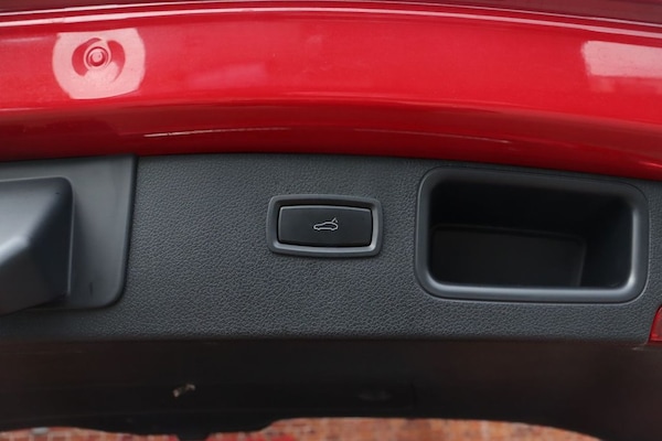 Used Porsche Macan 2021 for sale - 76223983: Photo 45