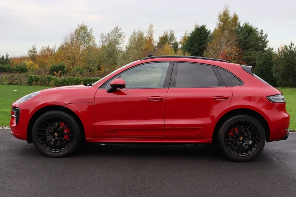 Used Porsche Macan 2021 for sale - 76223983: Photo 5