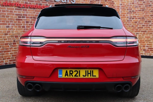 Used Porsche Macan 2021 for sale - 76223983: Photo 8