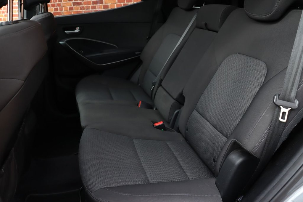 Used Hyundai Santa Fe 2014 for sale - 76111934: Photo 19