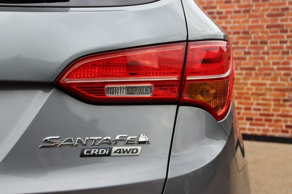 Used Hyundai Santa Fe 2014 for sale - 76111934: Photo 21